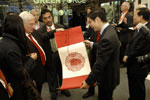 BYD Gives Souvenirs to Guests