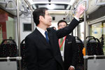 LIAO, Liqiang Visits King Long Buses
