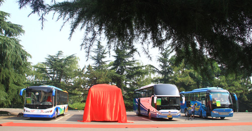 Overwhelming Zhongtong gas bus