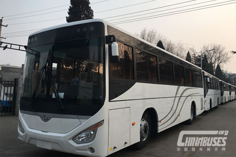 Changan Bus SC6105 (Semi Low Floor)+Dongfeng Cummins