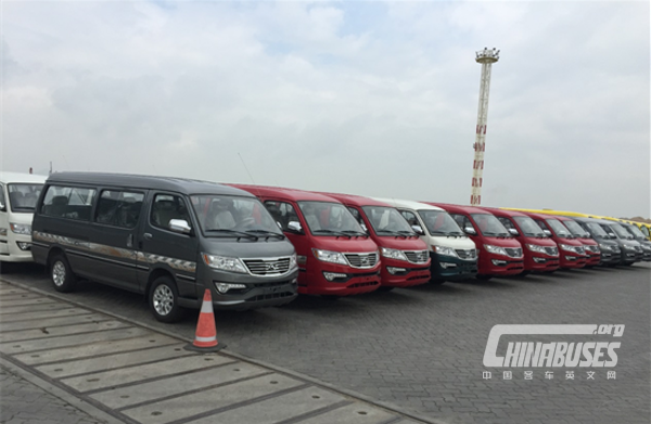 10,000 Units King Long Minivans Work Smoothly in Bolivia