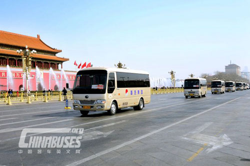 Yutong T7 and New Energy Buses Take the Lead at 2017 NPC and CPPCC Sessions