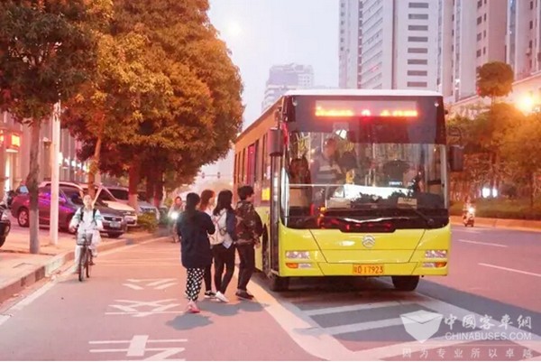 Golden Dragon Electric Buses on New Energy Bus Routes