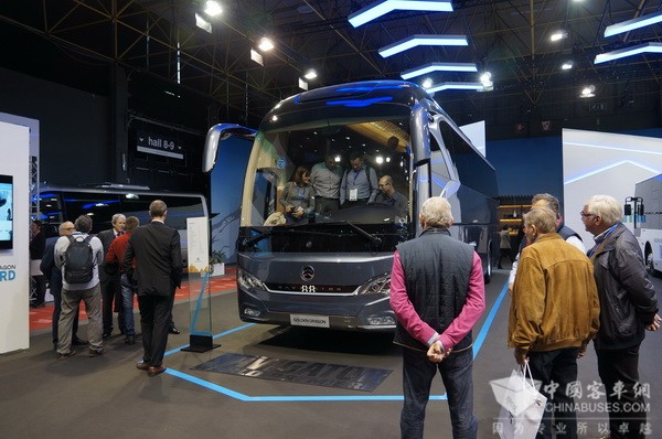 Golden Dragon Pushes Global Bus Manufacturing Industry to A New Height