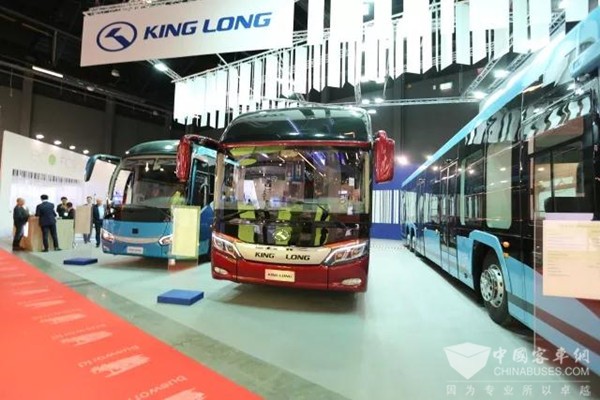 King Long Wins Two Grand Awards of China Bus Industry