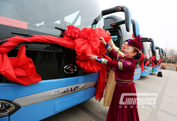 King Long Delivers 75 Coaches to Ulan Muqir Troupes