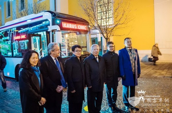 Ikarus delivered a couple of 120e electric buses in Hungary (jointly developed with CRRC) - Sustainable Bus