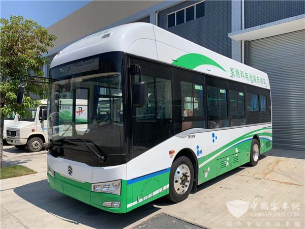 Golden Dragon Successfully Secures an Order of Fuel Cell Buses from Foshan