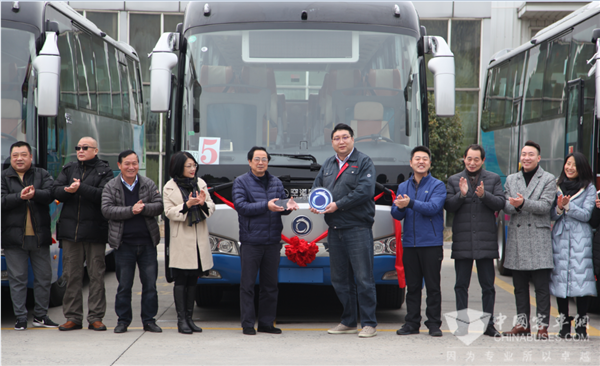 Sunlong Buses Delivered to Shanghai Airport Bus for Operation