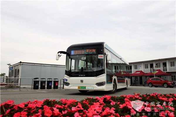 Sunwin Buses Serve at the 10th China Flower Expo