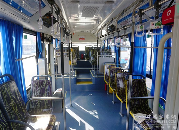 Higer Azure City Buses Start Operation in Ningbo