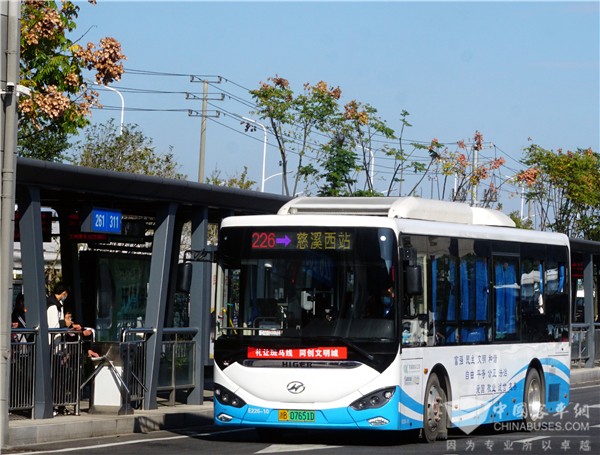 Higer Azure City Buses Start Operation in Ningbo