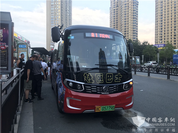Golden Dragon Astar Buses Provide More Convenient Transportation Services for Passengers in Longgang