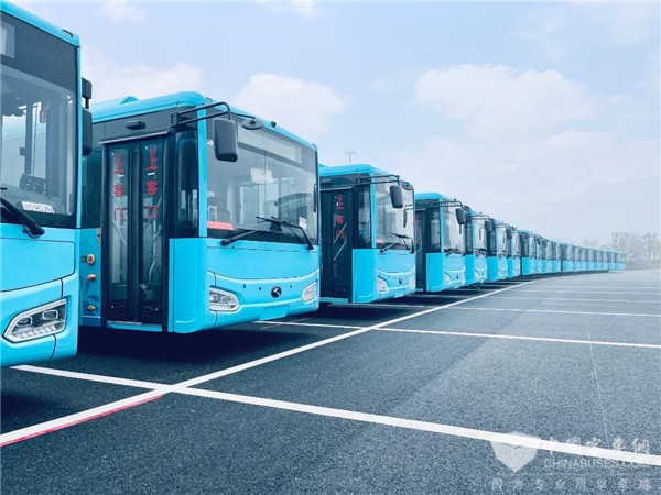 20 Units King Long Carbon-Fiber New Energy Buses Start Operation in Zhejiang