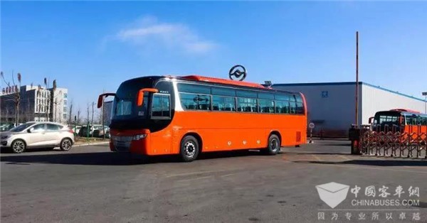 100 Units Huanghai Buses Embark on Their Journey to Angola for Operation