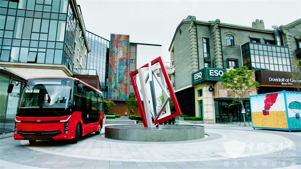 Zhongtong V60 Buses Start Operation on Campus in Heilongjiang Province