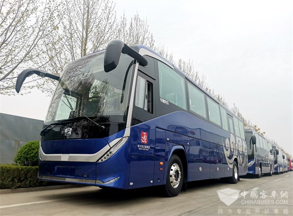 20 Units Zhongtong H12 Coaches Start Operation in Harbin