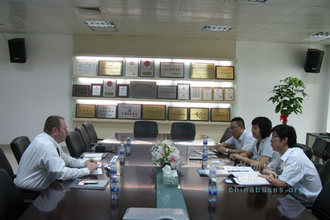 Meeting with bus manufacturer