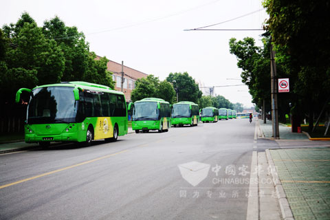 30 Ankai tourist coaches HFF6941GZ-5 ran for Wudang Mountain Scenic Area