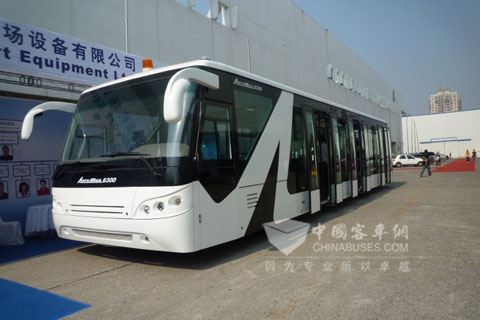 Beijing made airport shuttle bus