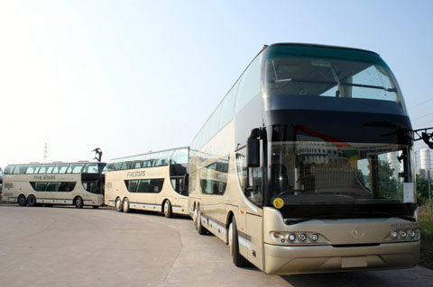 Youngman coaches drive in Singapore