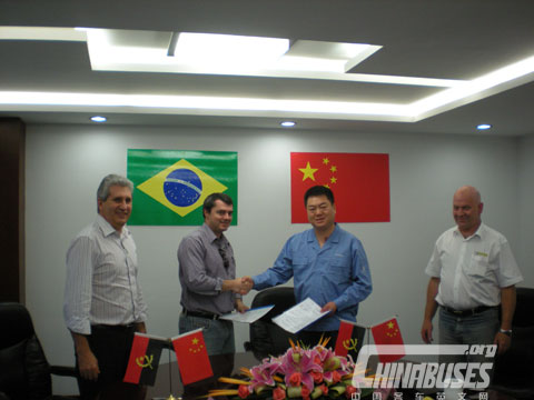 The conference of the Yaxing signed a contact with Angola