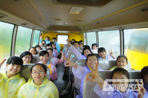 Children in Golden Dragon School Bus