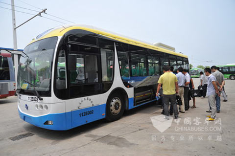 Yangtze LNG Bus 