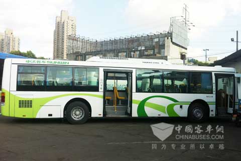 Bus Equipped with Thermo King A/C