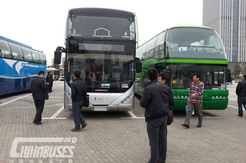 Youngman Bus brought its JNP6127NV tourist bus to show on Nanjing Exhibition
