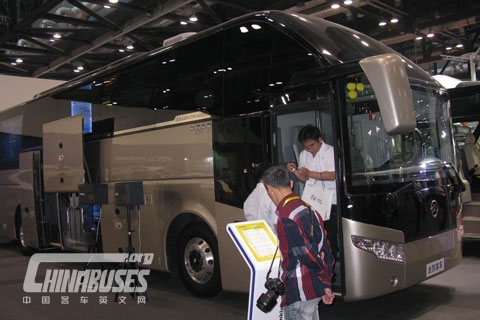 Golden Dragon Exhibits Three Vehicles in Bus & Truck 2013