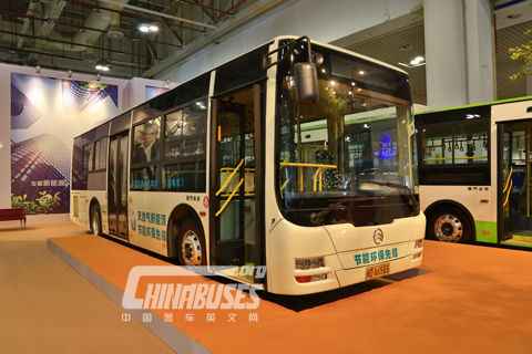 Golden Dragon XML6105JEW plug-in electric-gas hybrid citybus 