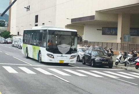 Wuzhoulong Buses Rented to Macau for Operation