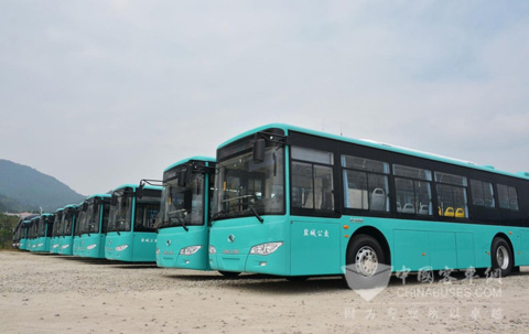 The Road of Green King Long Accompany By Side----King Long New Energy Buses Service "Low-Carbon in Yancheng" 