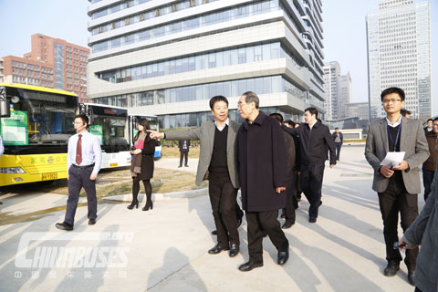 Fujian Provincial Party Secretary Visits Golden Dragon 