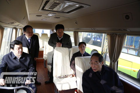 Fujian Provincial Party Secretary Visits Golden Dragon 