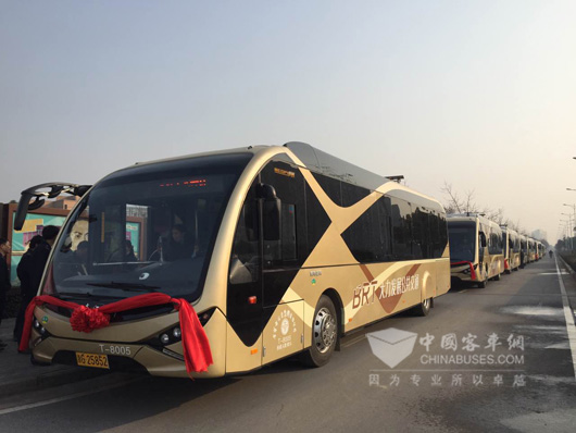 Youngman Lanches World First E-BRT Bus in Jinhua