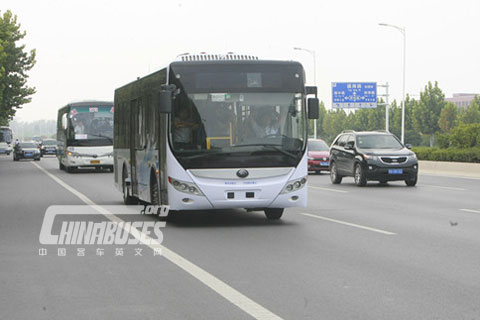 Yutong Rolls Out World’s First Unmanned Bus 