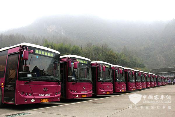 Cummins B6.7G Natural Gas Engines Serve Vehicles in Zhangjiajie