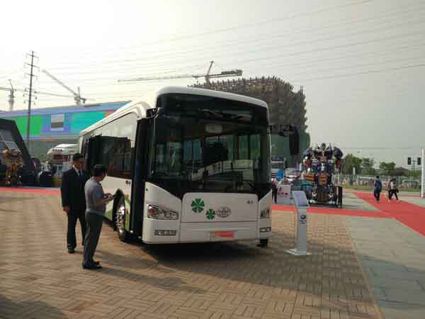 FAW electric bus