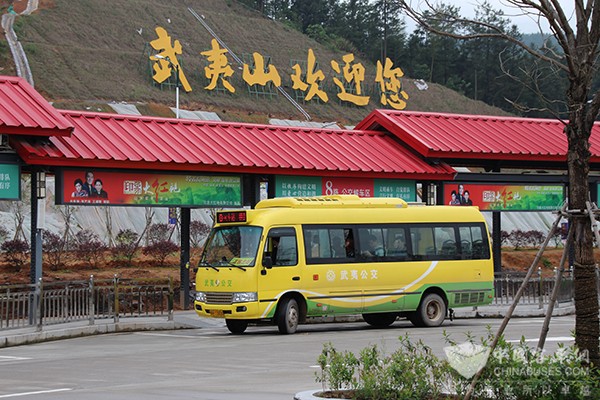 Golden Dragon Electric Buses Deliver Transportation Services at Wuyishan