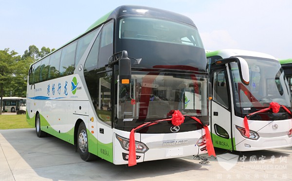 King Long New Five Series Coaches Delivered to Customers in Guizhou and Shanxi