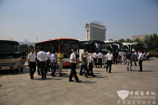 Ankai Holds Promotional Campaign for Hybrid Buses